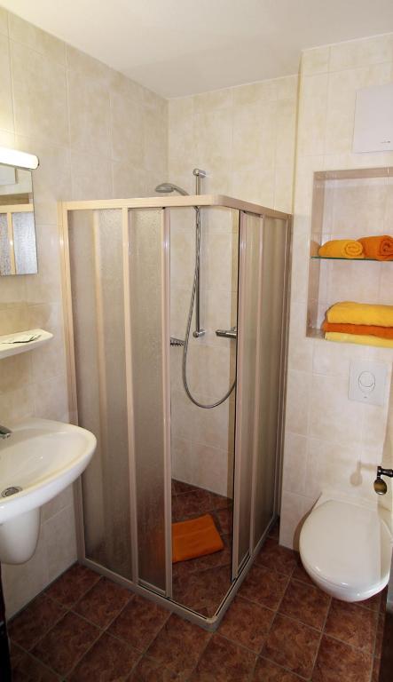 Familienhotel Zur Linde Panschwitz-Kuckau Rum bild
